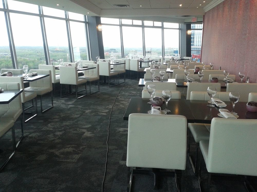 Tower Hotel At Fallsview Ниагарски водопад Екстериор снимка